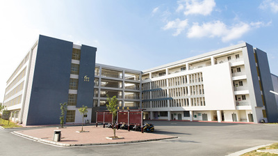 商学院教学楼