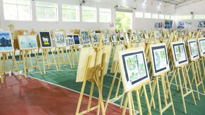 艺术作品展
