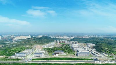 崇左校区全景航拍图